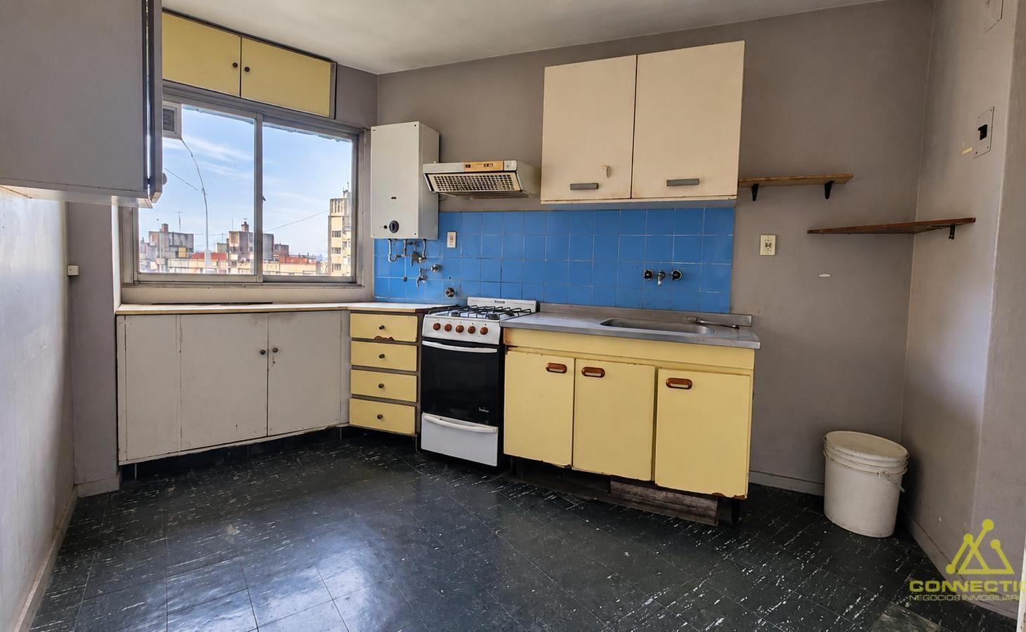 Foto de Venta de Departamento de 4 ambientes en Lugano I y II. Muy luminoso, imagen 4