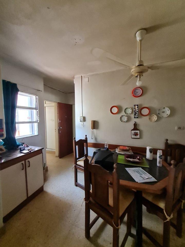 Dpto en Alberdi 3 Dor y 2 Baños con Amplio Balcon a La Calle en 6to Piso 3