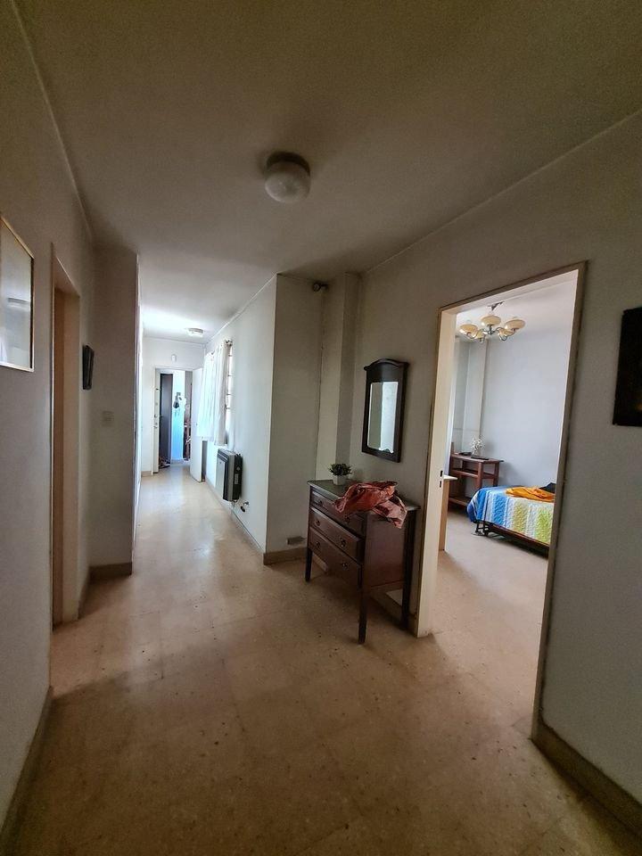 Dpto en Alberdi 3 Dor y 2 Baños con Amplio Balcon a La Calle en 6to Piso 5