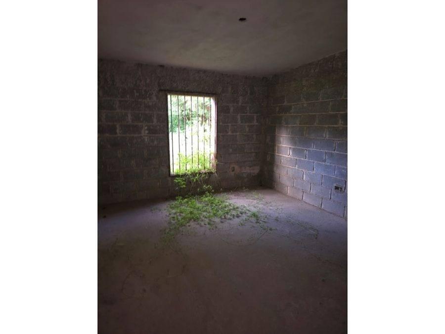 Venta de Casa de 3 Dor. a Terminar de Construir 2