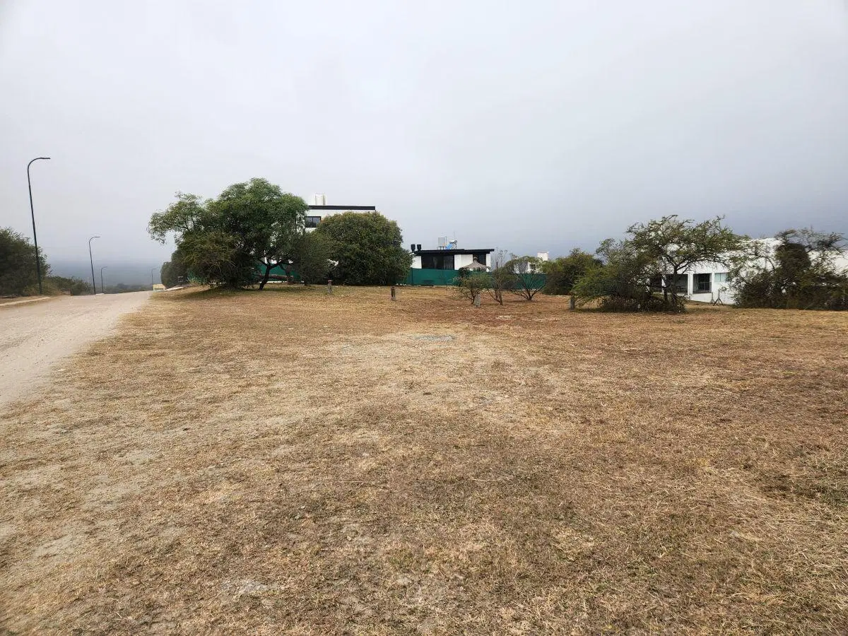 Dos lotes de 870 m2 en Tierra Alta 1
