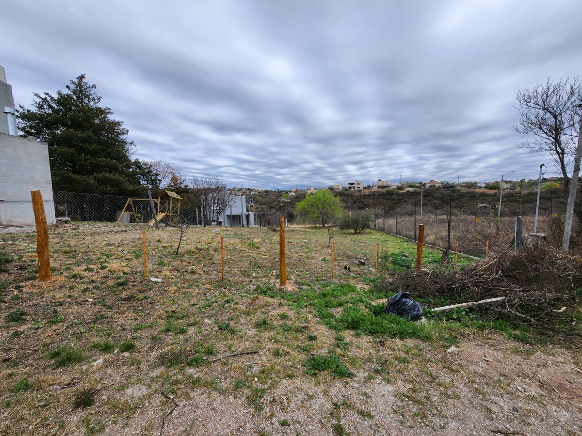 Foto de Terreno de 778 m² en venta en Estancia Vieja, imagen 1