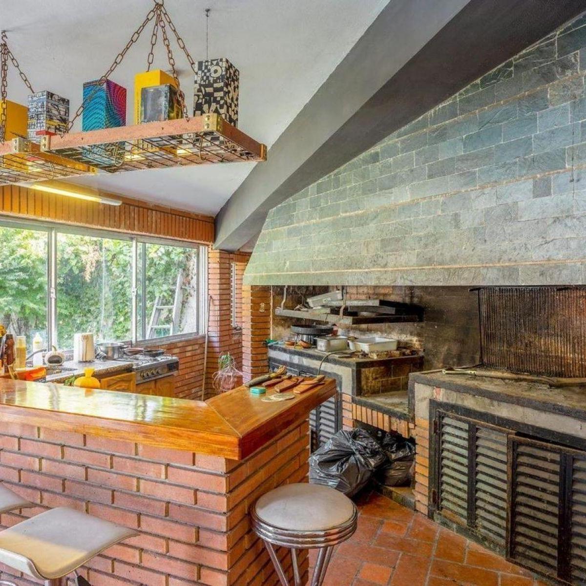 hermosa casa en venta, Alberdi,Sorrento 300