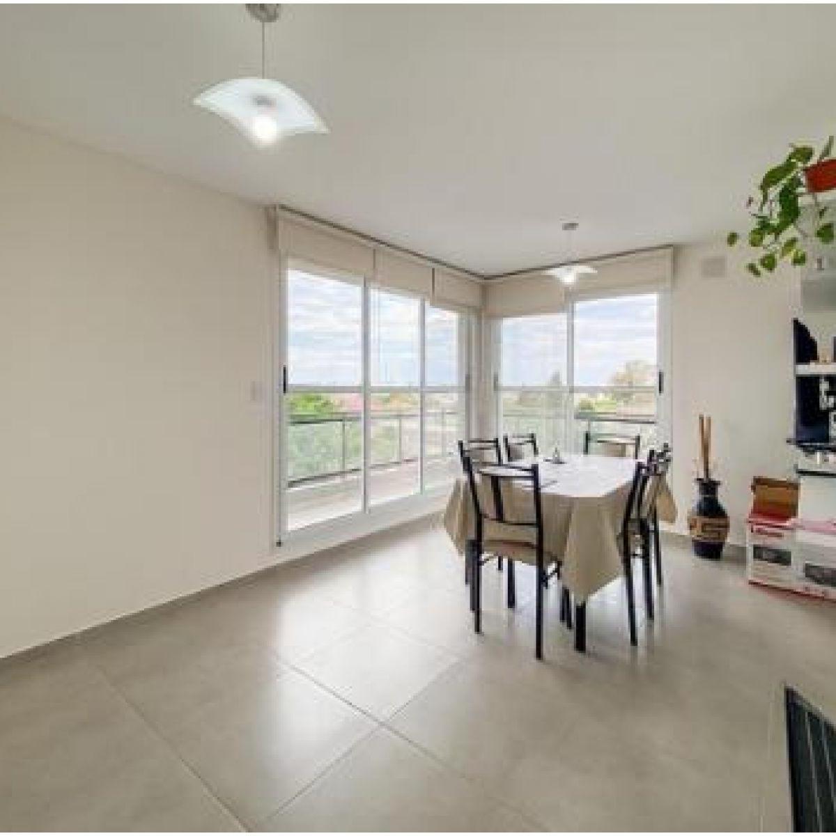 Departamento en Venta, un Dormitorio en Gro Baigorria 5