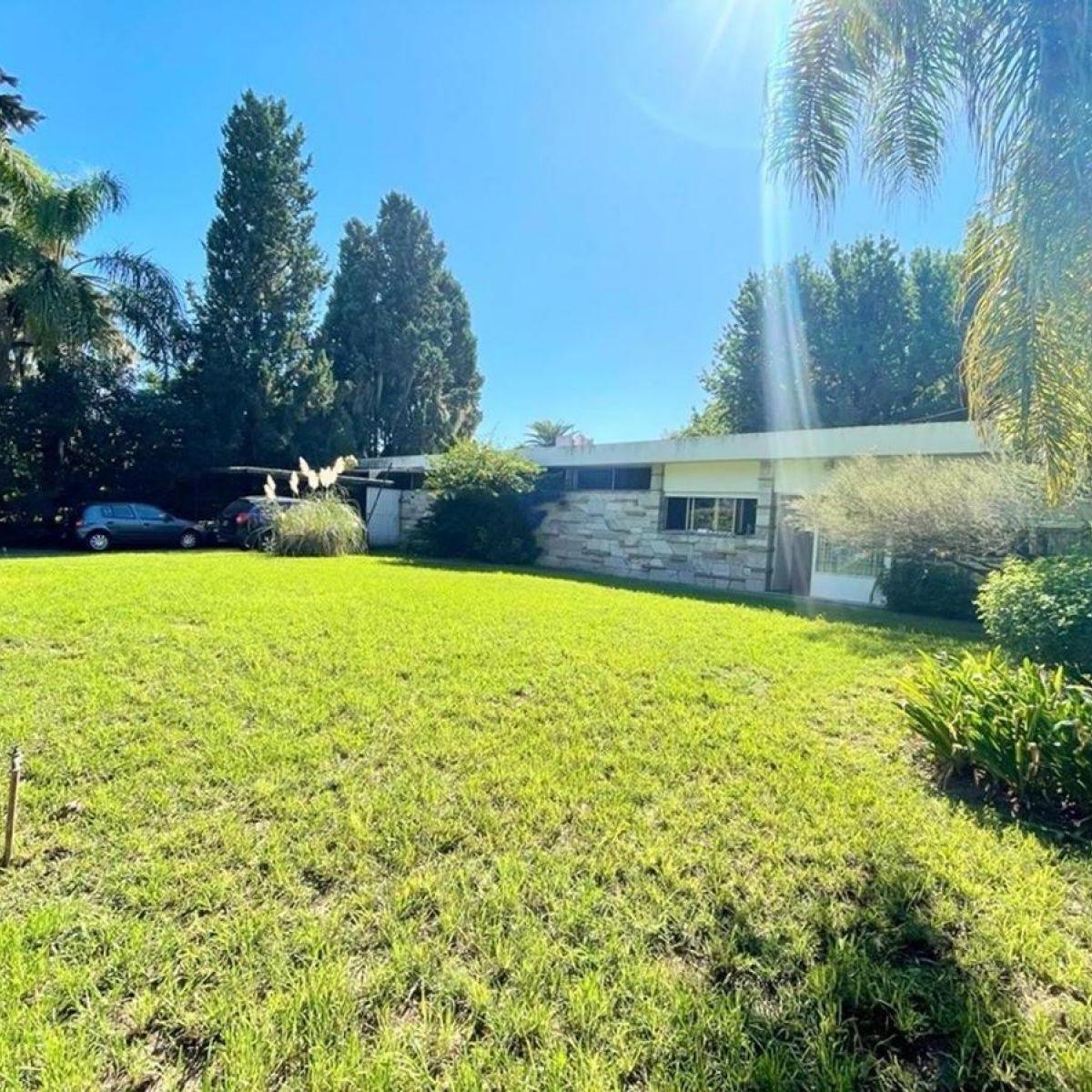Casa en venta, Alberdi zona barranca, Posibilidad para construir un condominio