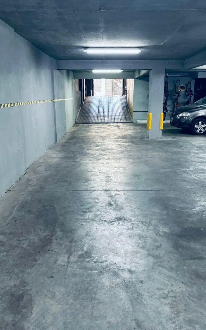 Venta cochera Ov lagos al 500. 5