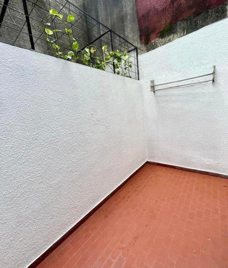 Foto de Departamento 1 Dormitorio en Venta con Patio República de la Sexta, imagen 2