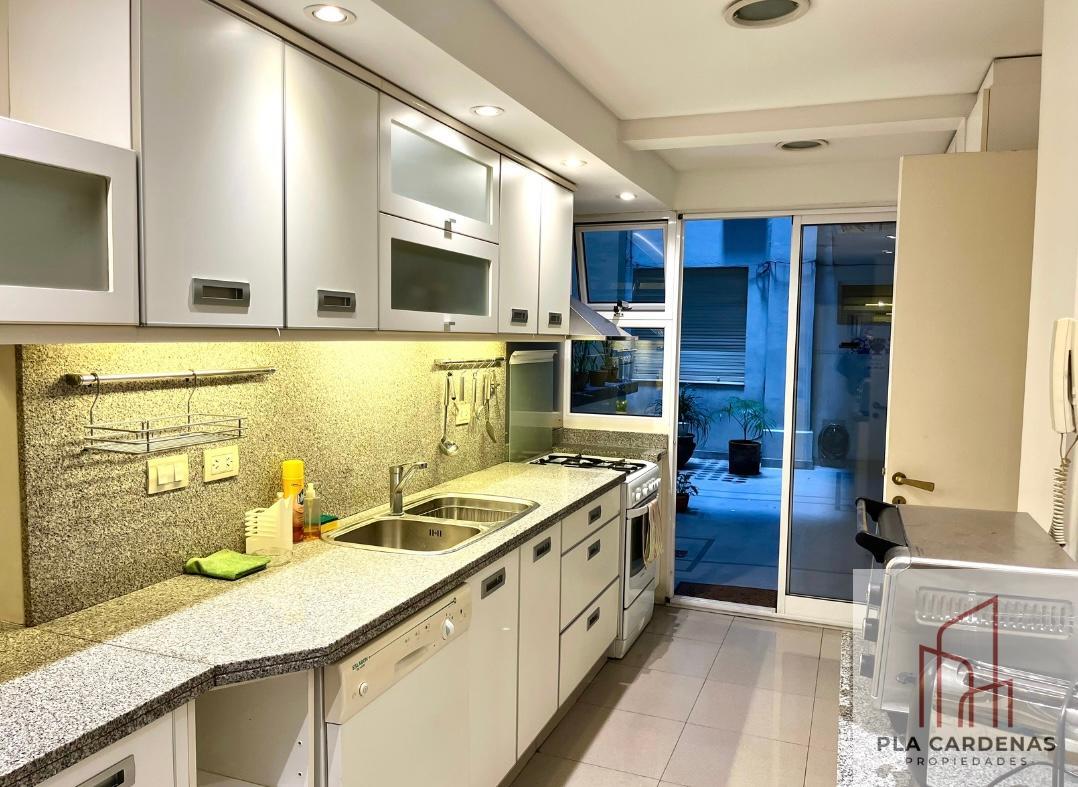 Vendo Departamento Piso Único. Recoleta. Impecable 2