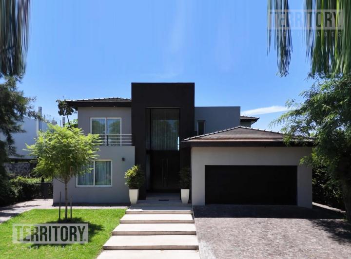 CASA EN VENTA EN EL BARRIO SANTA BARBARA | BANCALARI | TIGRE 2