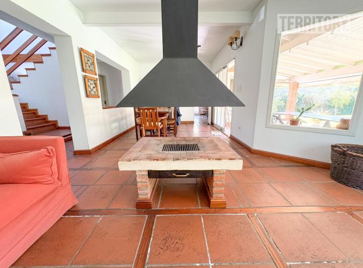 CASA EN ALQUILER EN EL BARRIO LOS FRESNOS, PILAR 3