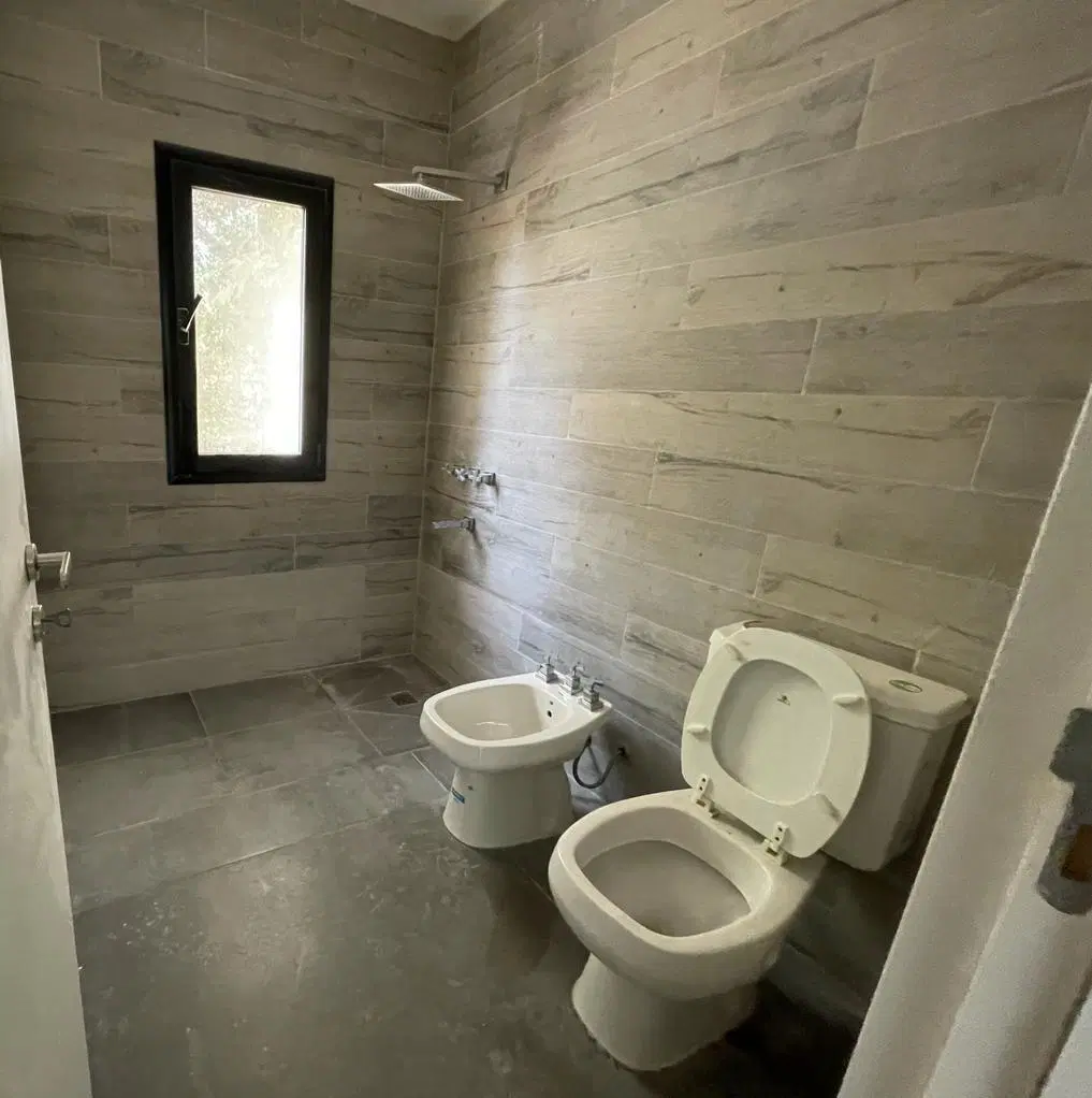 CASA EN VENTA  EN EL BARRIO HARAS SANTA MARÍA | ESCOBAR 2