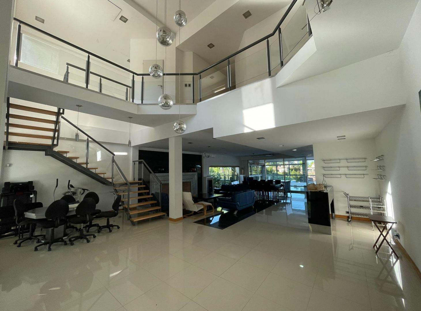 CASA EN VENTA EN EL BARRIO SANTA CATALINA, VILLANUEVA, TIGRE