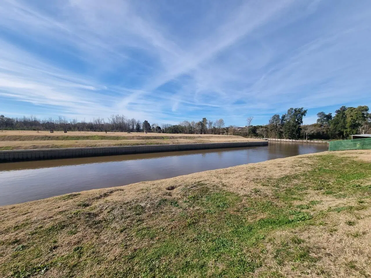 LOTE EN VENTA  AL RÍO EN  EL YACHT | NORDELTA |  BARRIO NÁUTICO 2