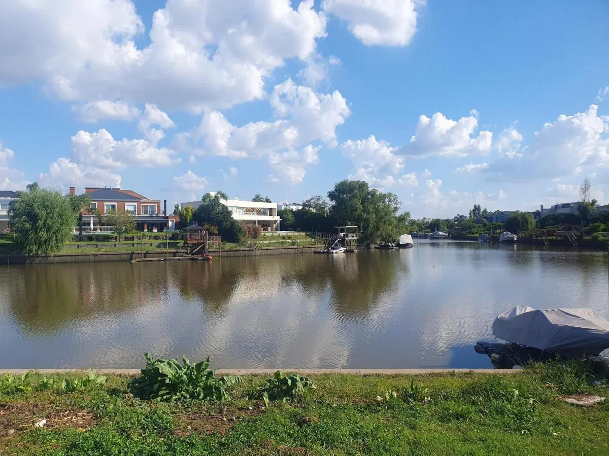 LOTE  AL RÍO EN VENTA EN BARRIO SAN BENITO, VILLA NUEVA, BARRIO NÁUTICO, TIGRE 4