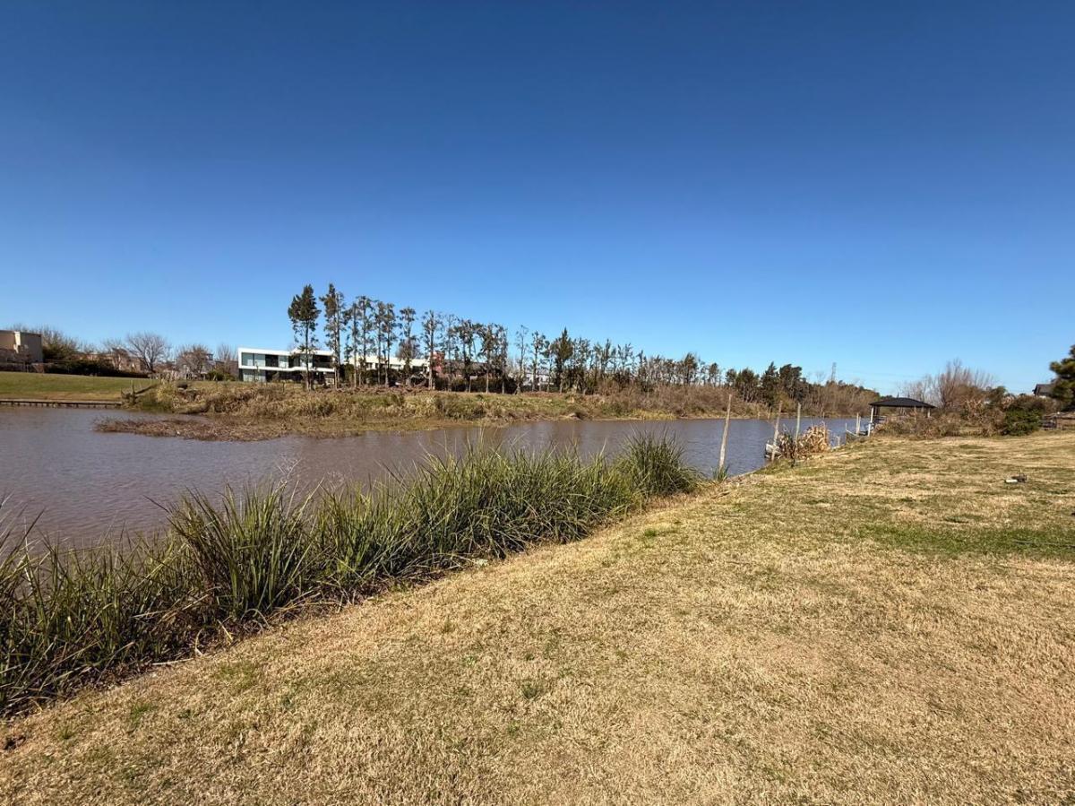 LOTE AL RÍO EN VENTA EN BARRIO SAN BENITO, VILLA NUEVA, BARRIO NÁUTICO, TIGRE