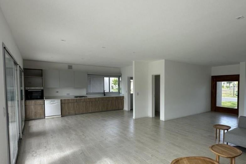 CASA EN VENTA EN EL BARRIO CARPINCHOS, NORDELTA, TIGRE