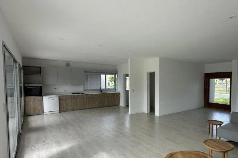 CASA EN VENTA EN EL BARRIO CARPINCHOS, NORDELTA, TIGRE 4