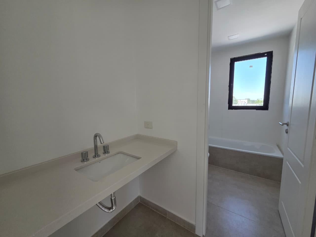 CASA EN VENTA EN EL BARRIO SAN MATÍAS , ESCOBAR