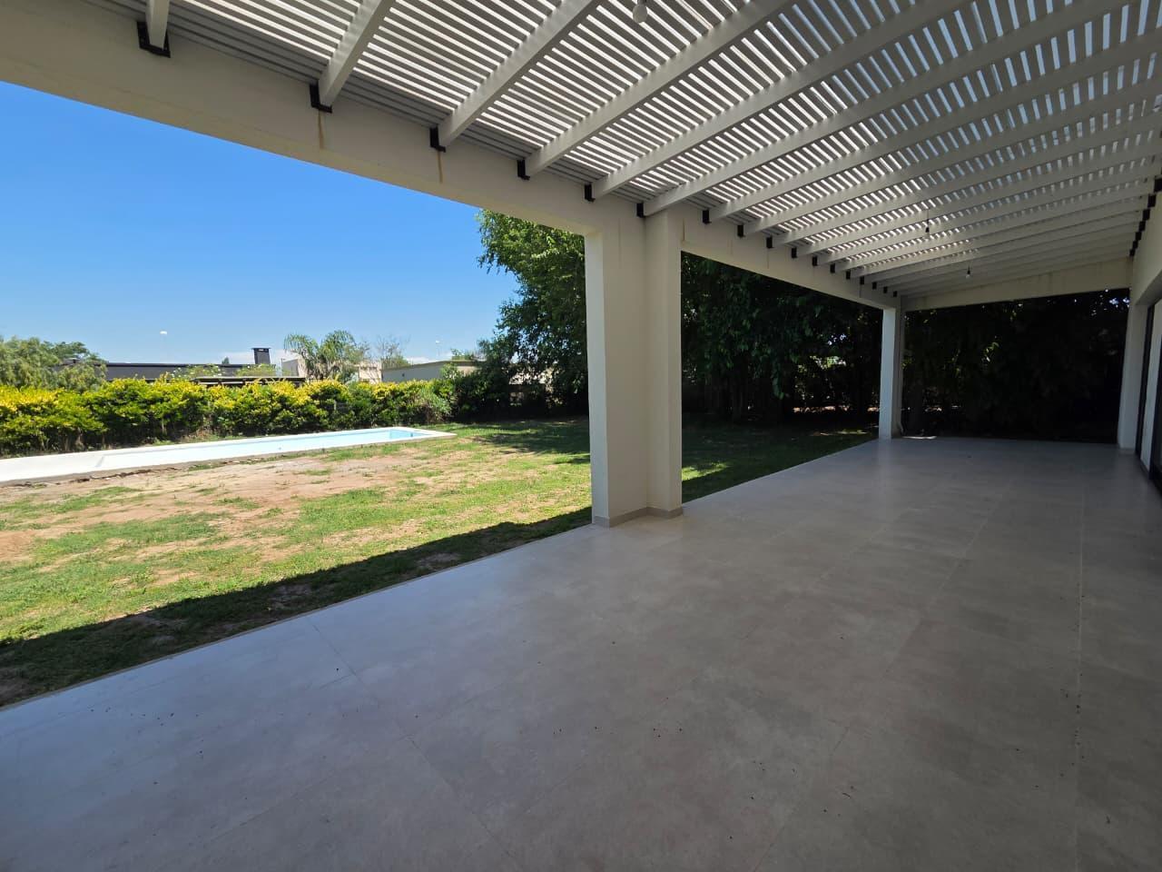 CASA EN VENTA EN EL BARRIO SAN MATÍAS , ESCOBAR