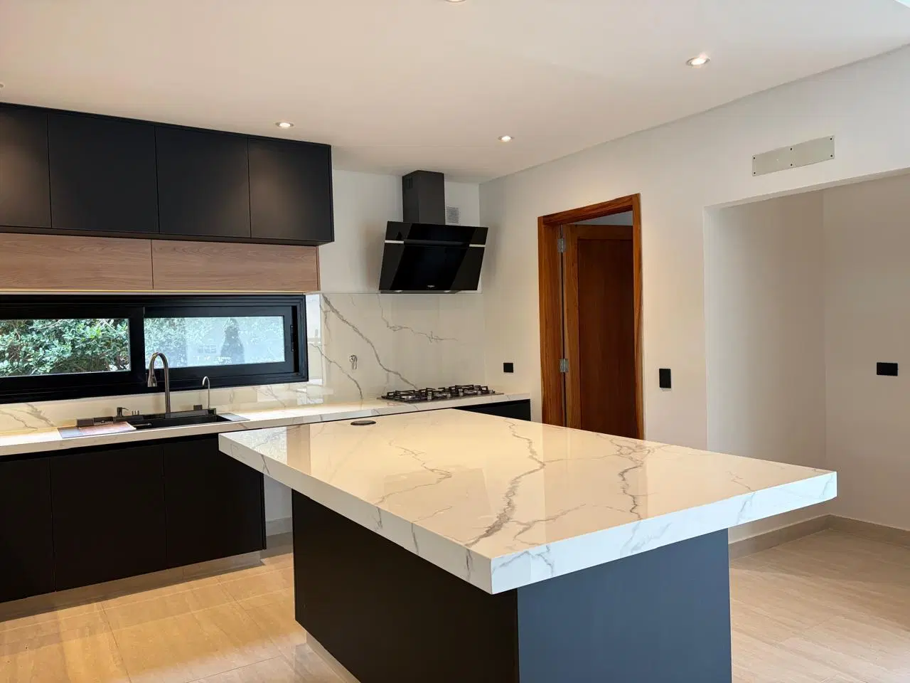 CASA EN VENTA BARRIO VISTAS | PUERTOS DEL LAGO, ESCOBAR 2