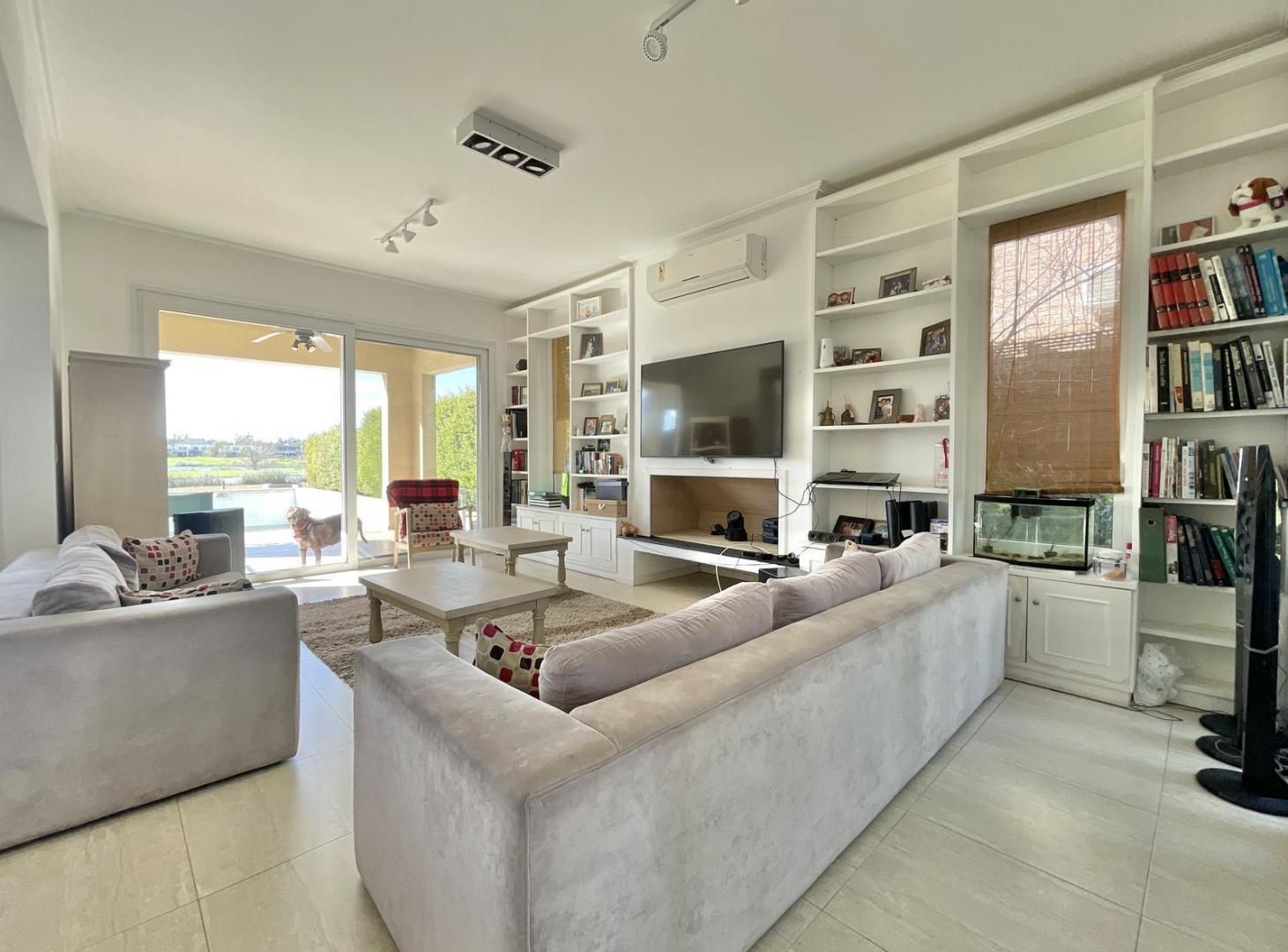 Foto de CASA EN VENTA EN EL BARRIO SAN ISIDRO LABRADOR | VILLA NUEVA | TIGRE, imagen 5