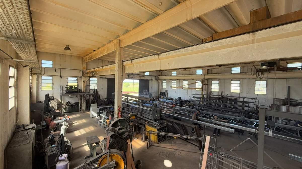 Foto de Nave Industrial Astori en Venta sobre colectora Ruta 19, imagen 5