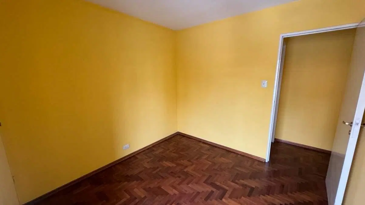 Departamento Semipiso en alquiler 4 dormitorios en Alberdi con terraza y cochera 4
