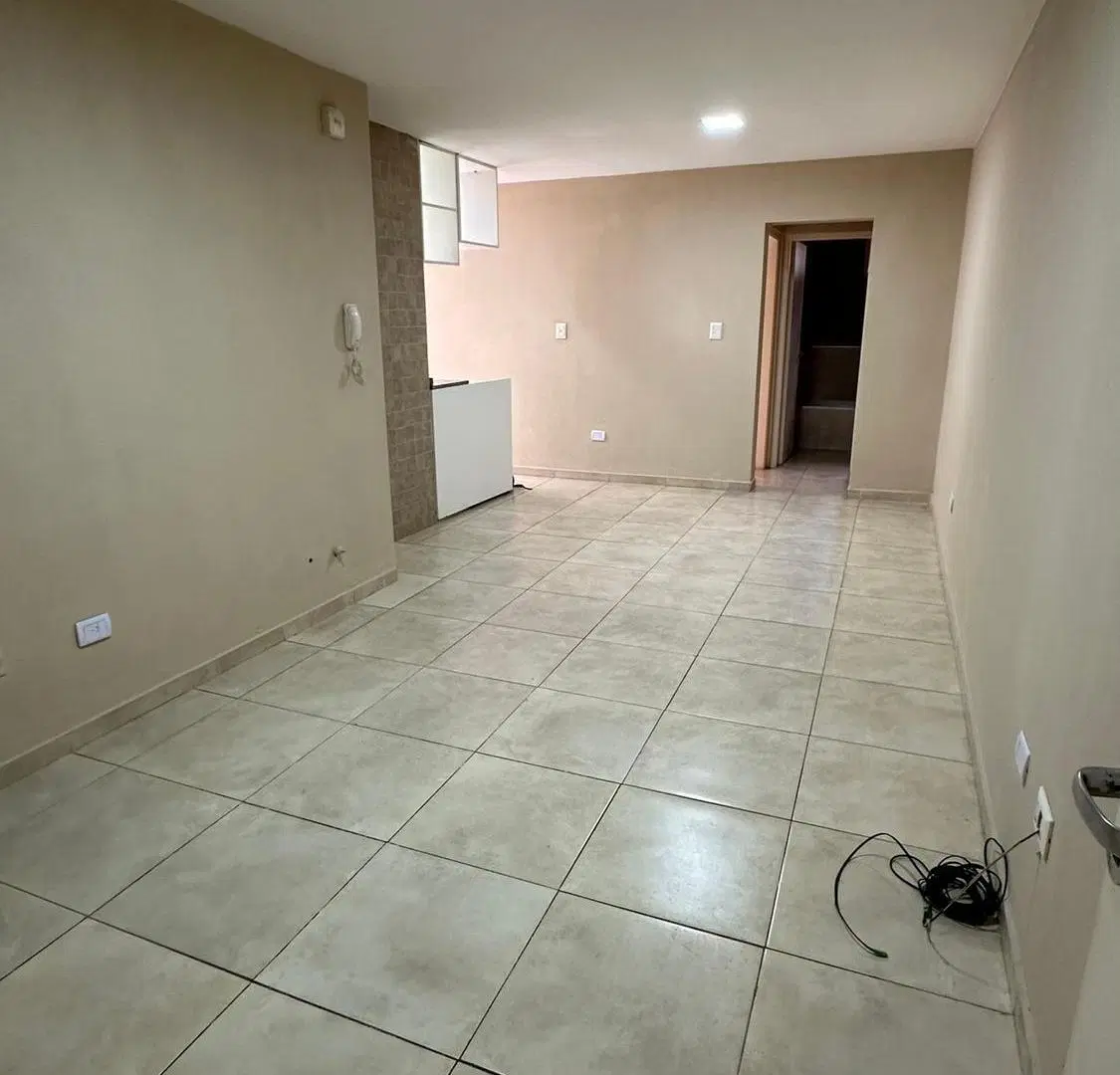 Departamento en Alquiler de 1 dormitorio en General Paz con pileta 2