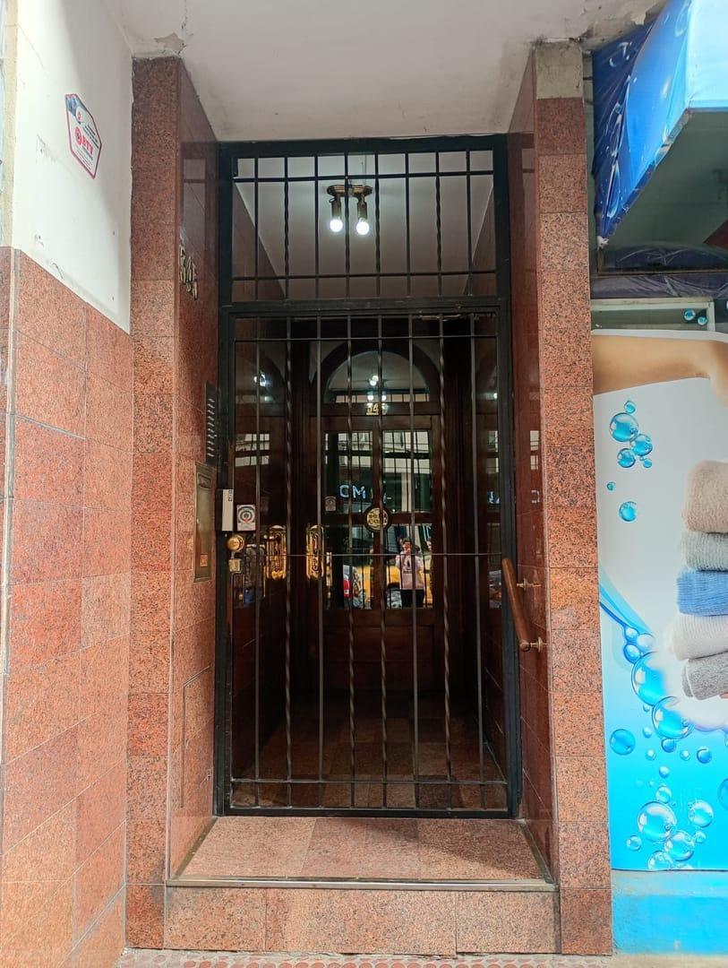 Foto de Deparatamento en alquiler 2 dormitorios en Centro con balcon, imagen 2