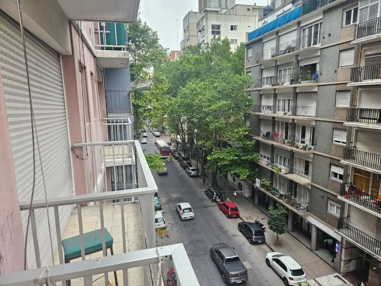 Ambiente a la calle con expensas incluidas 4