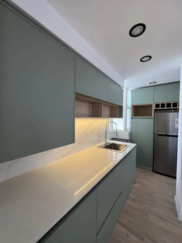 VENTA DEPARTAMENTO DE 3 AMBIENTES, TOTALMENTE RECILADO, PLAZA MITRE, BOLIVAR Y SAN LUIS 2