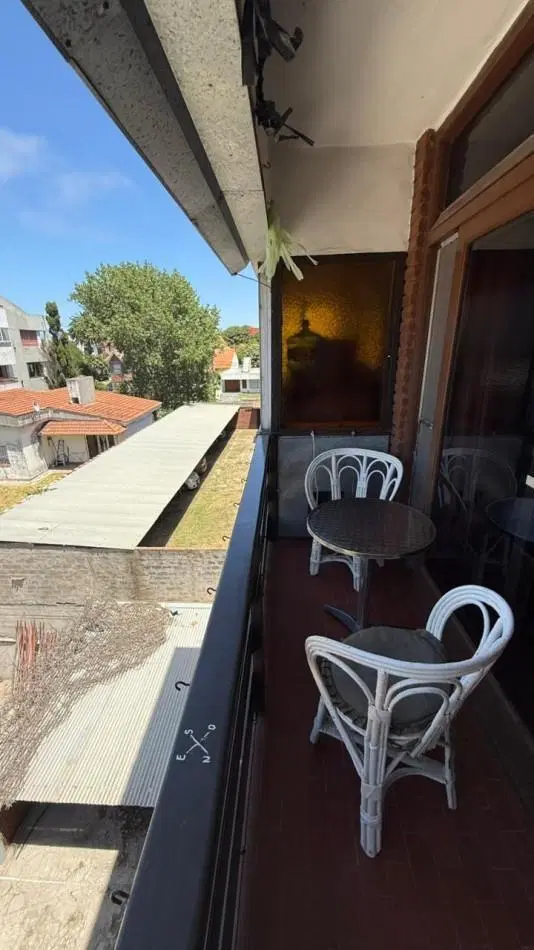 Venta 2 ambientes con cochera y vista al mar Punta Mogotes 3