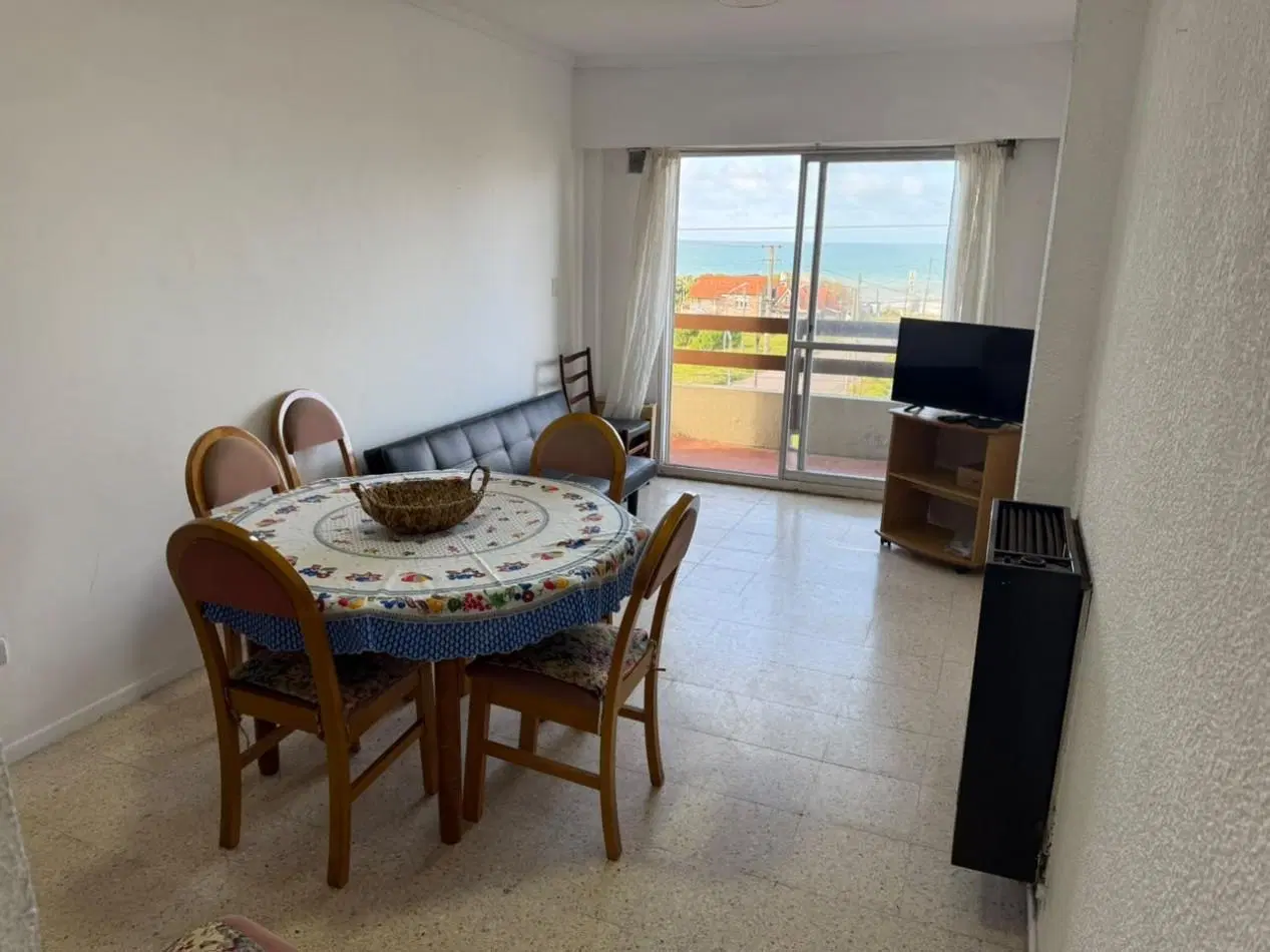 Departamento 3 ambientes vista al mar 1