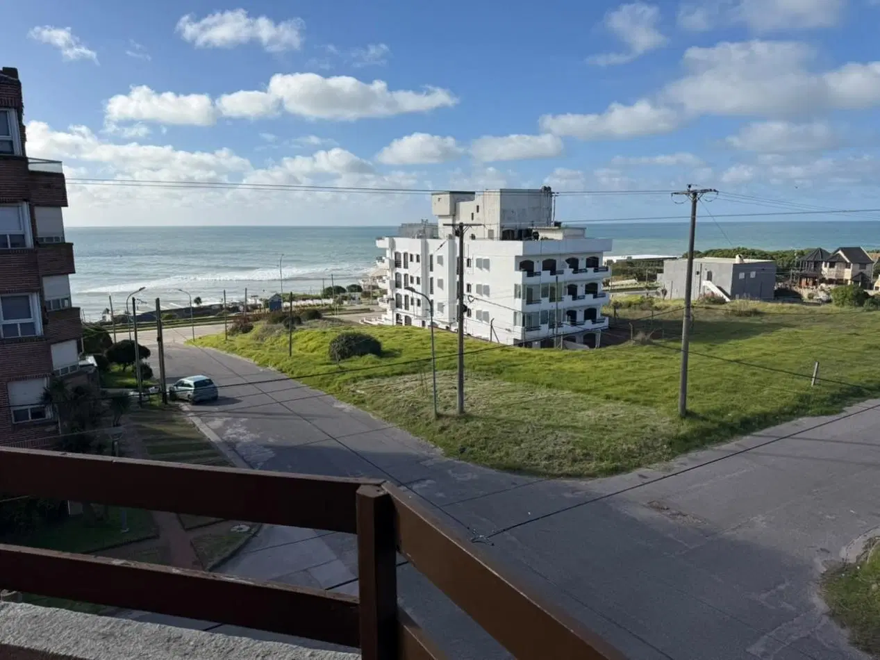 Departamento 3 ambientes vista al mar 2