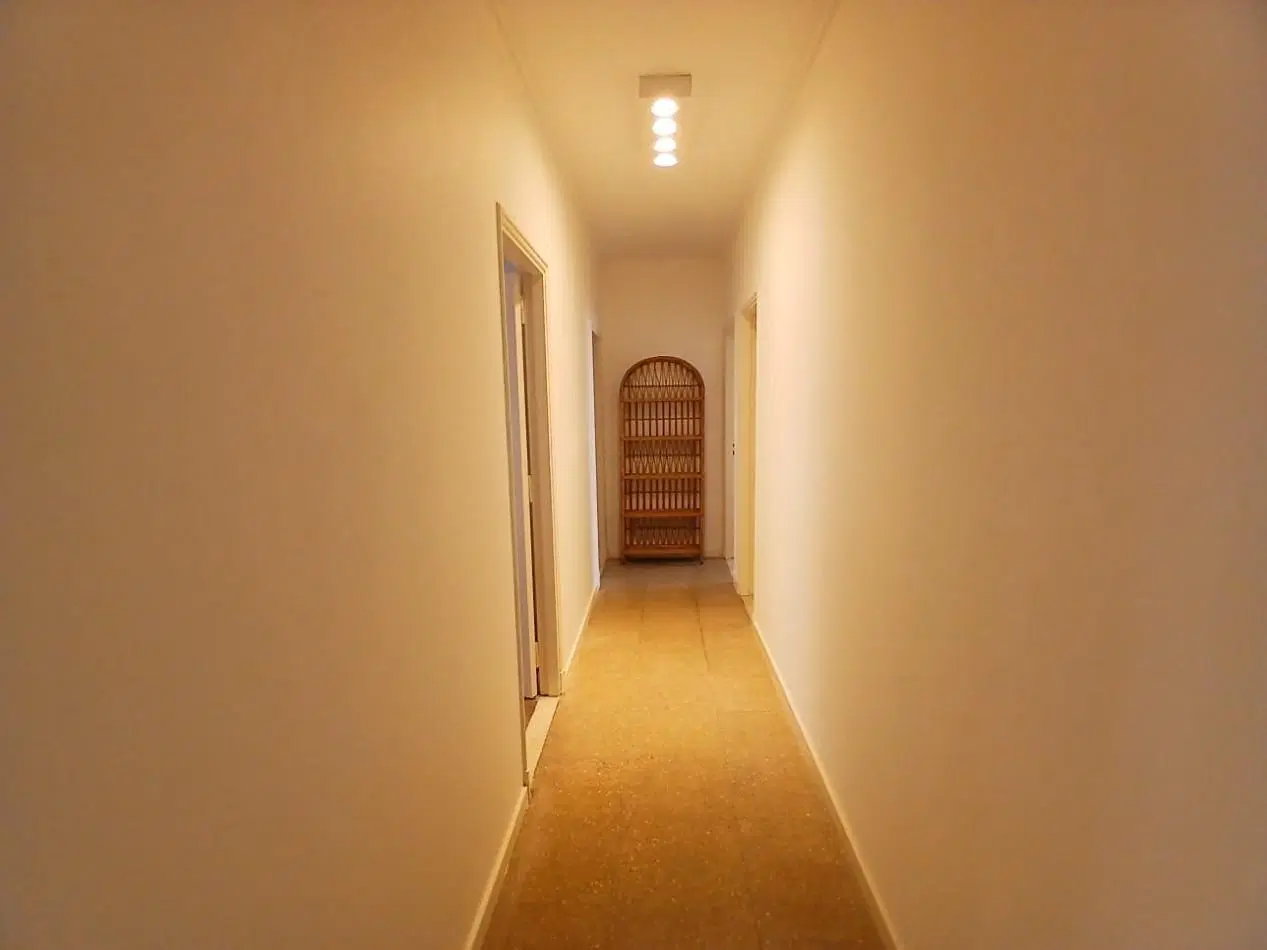 VENTA SEMIPISO 4 AMBIENTES CON DEPENDENCIA, BUENOS AIRES Y BROWN 2