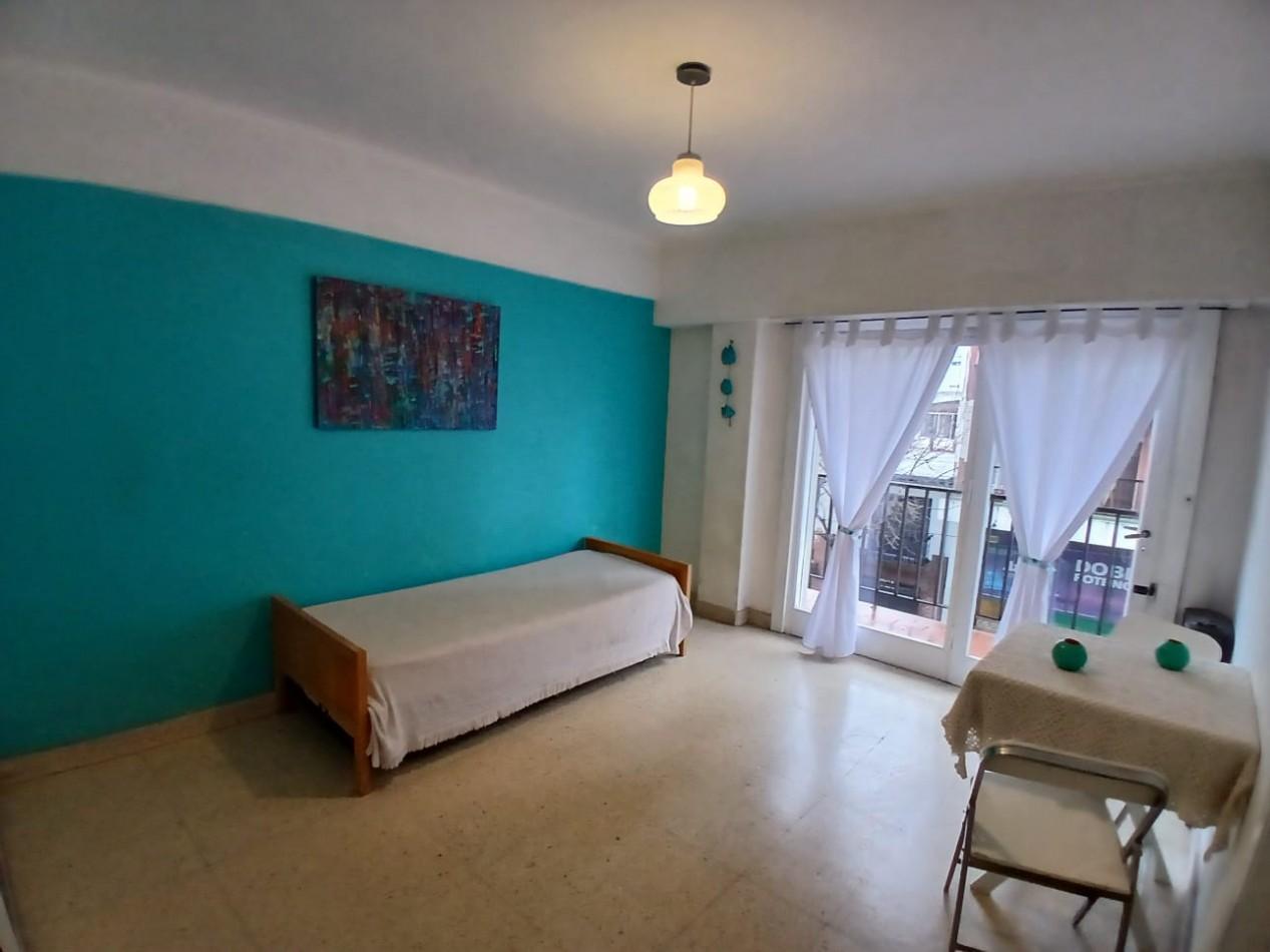 Foto de VENTA DEPARTAMENTO 1 AMBIENTE, A LA CALLE CON BALCON SALIENTE, ARENALES, imagen 4
