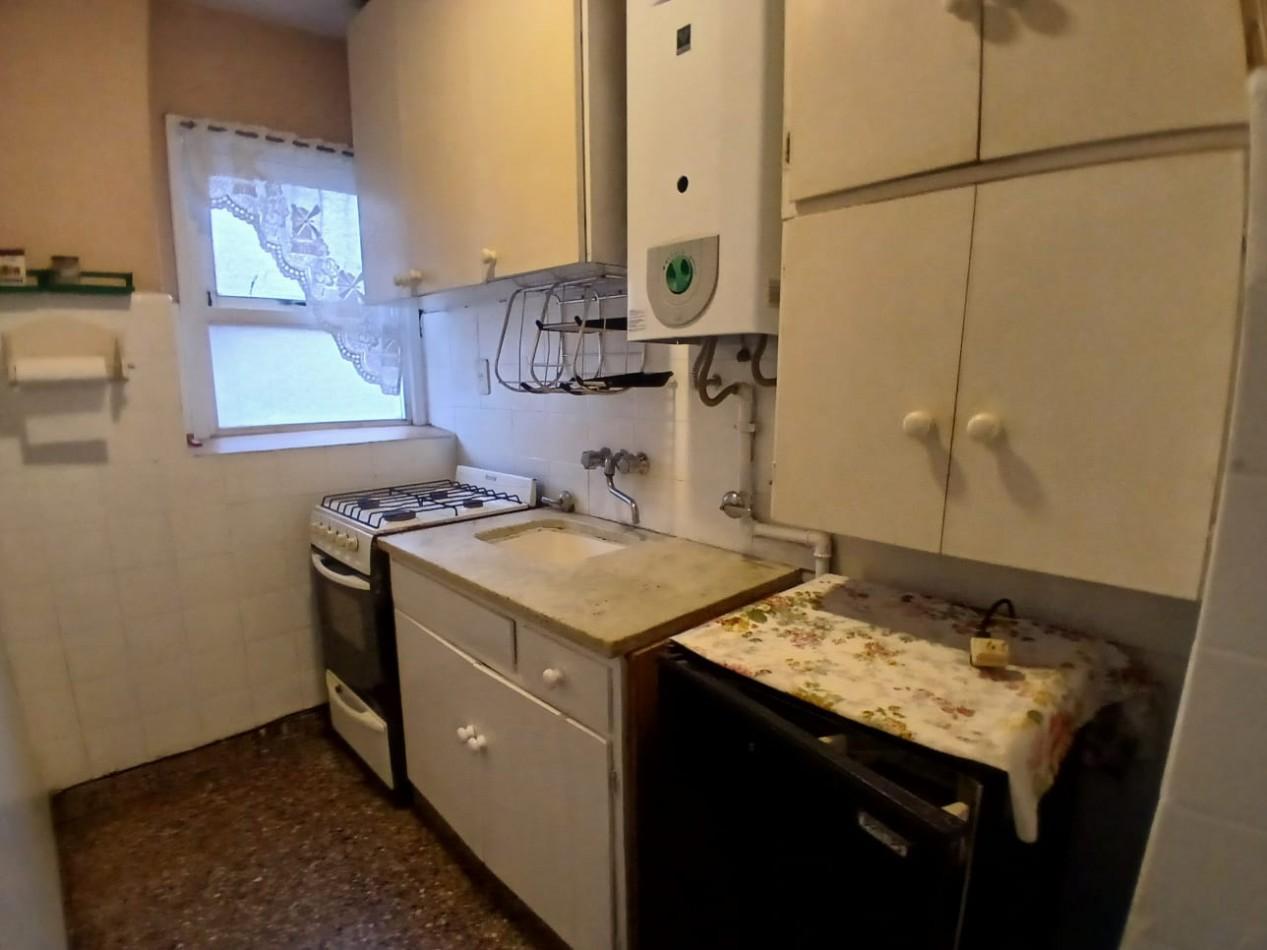 Foto de VENTA DEPARTAMENTO 1 AMBIENTE, A LA CALLE CON BALCON SALIENTE, ARENALES, imagen 1