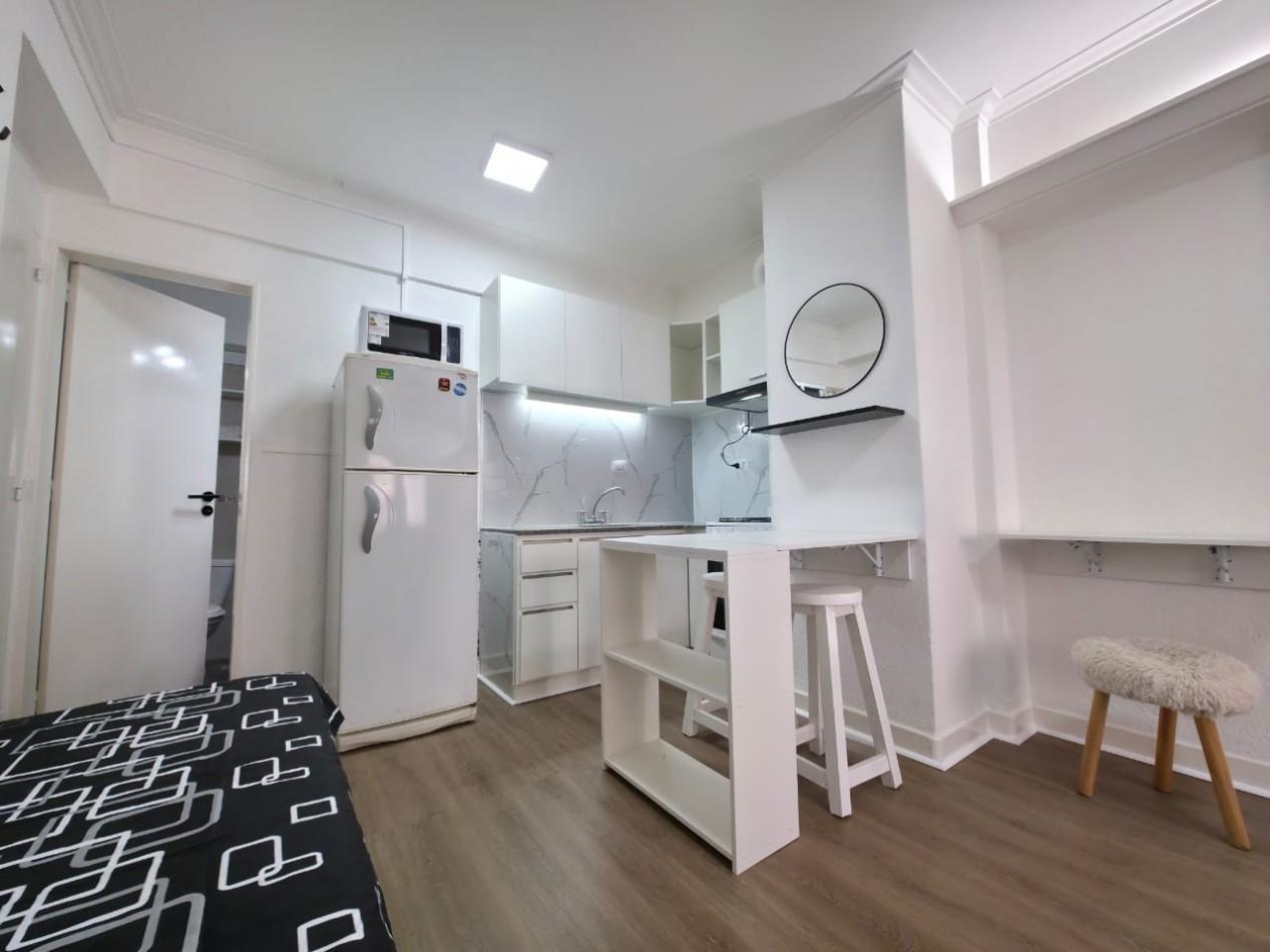 Foto de VENTA MONOAMBIENTE TOTALMENTE RECICLADO, ENTRE RIOS Y RIVADAVIA, imagen 3
