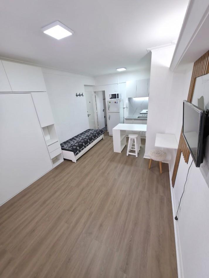 Foto de VENTA MONOAMBIENTE TOTALMENTE RECICLADO, ENTRE RIOS Y RIVADAVIA, imagen 2