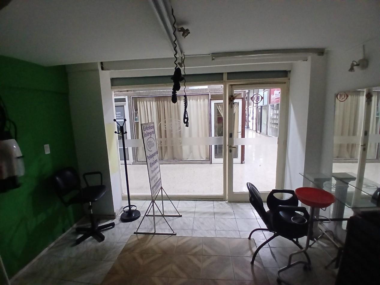 Foto de VENTA LOCAL EN GALERIA SEMAR, COLON Y BUENOS AIRES, imagen 3