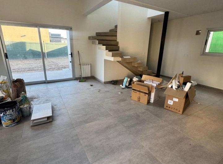 Venta casa a estrenar B Ciro de Vieytes  4
