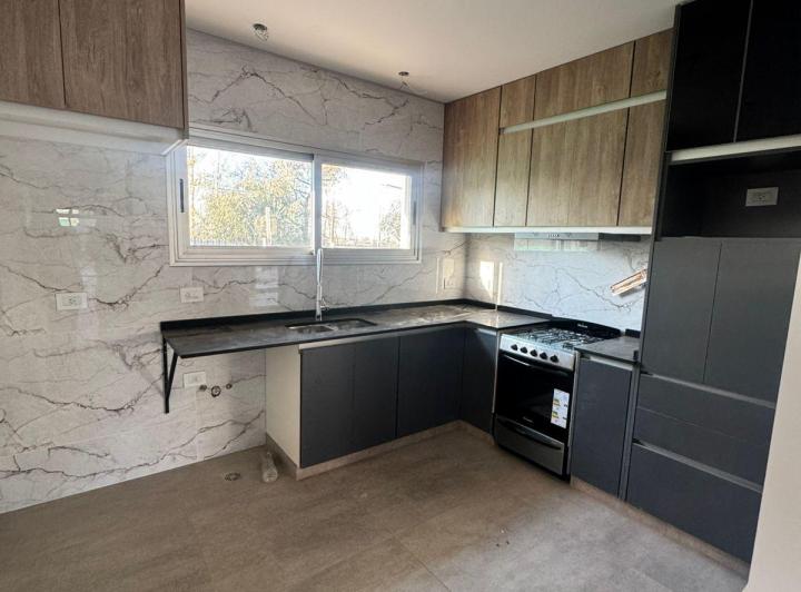 Venta casa a estrenar B Ciro de Vieytes  3