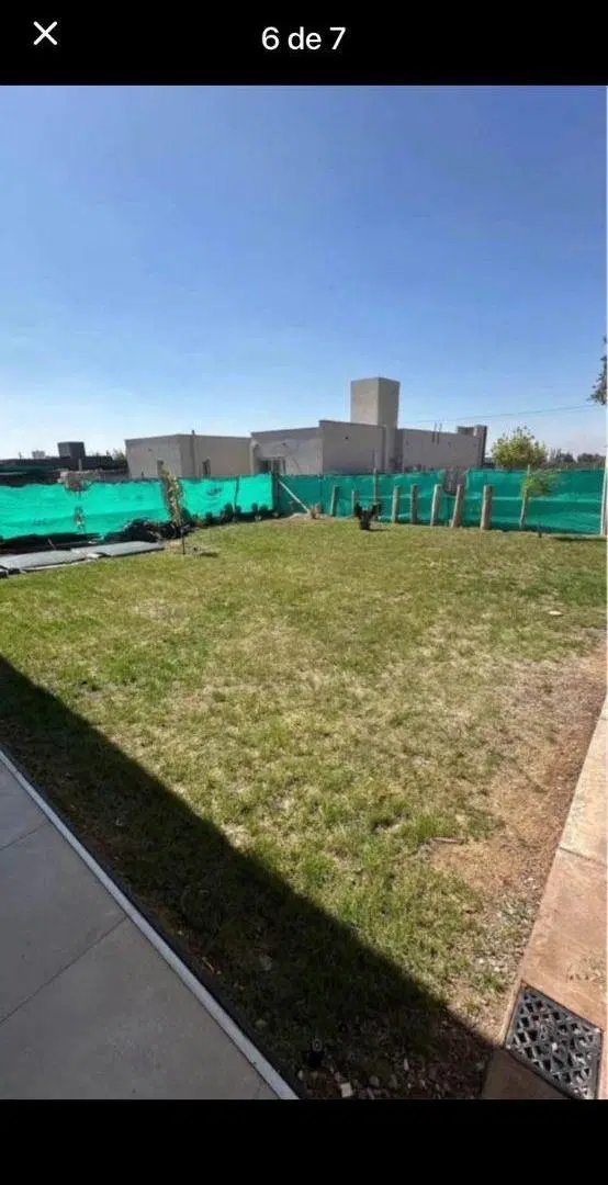 VENTA CASA 4 DORMITORIOS BARRIO MILKAYAC 1 2