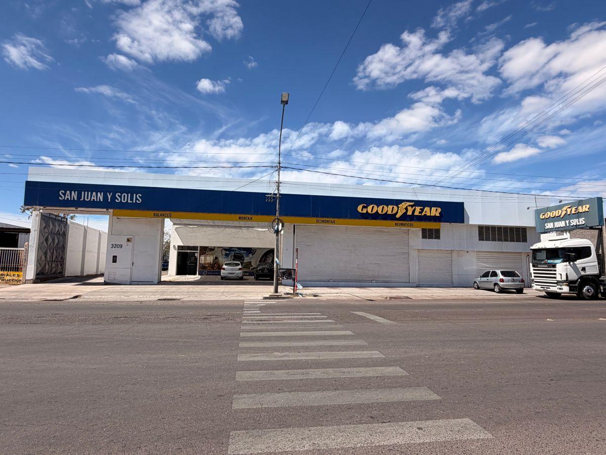 Foto de VENTA GALPÓN Y OFICINAS CON LOCAL COMERCIAL, imagen 1