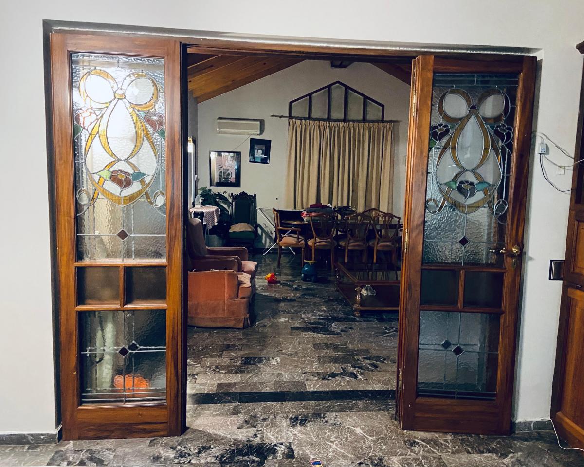 Venta de Casa en Chacras de Coria de 5 Dorm. 3