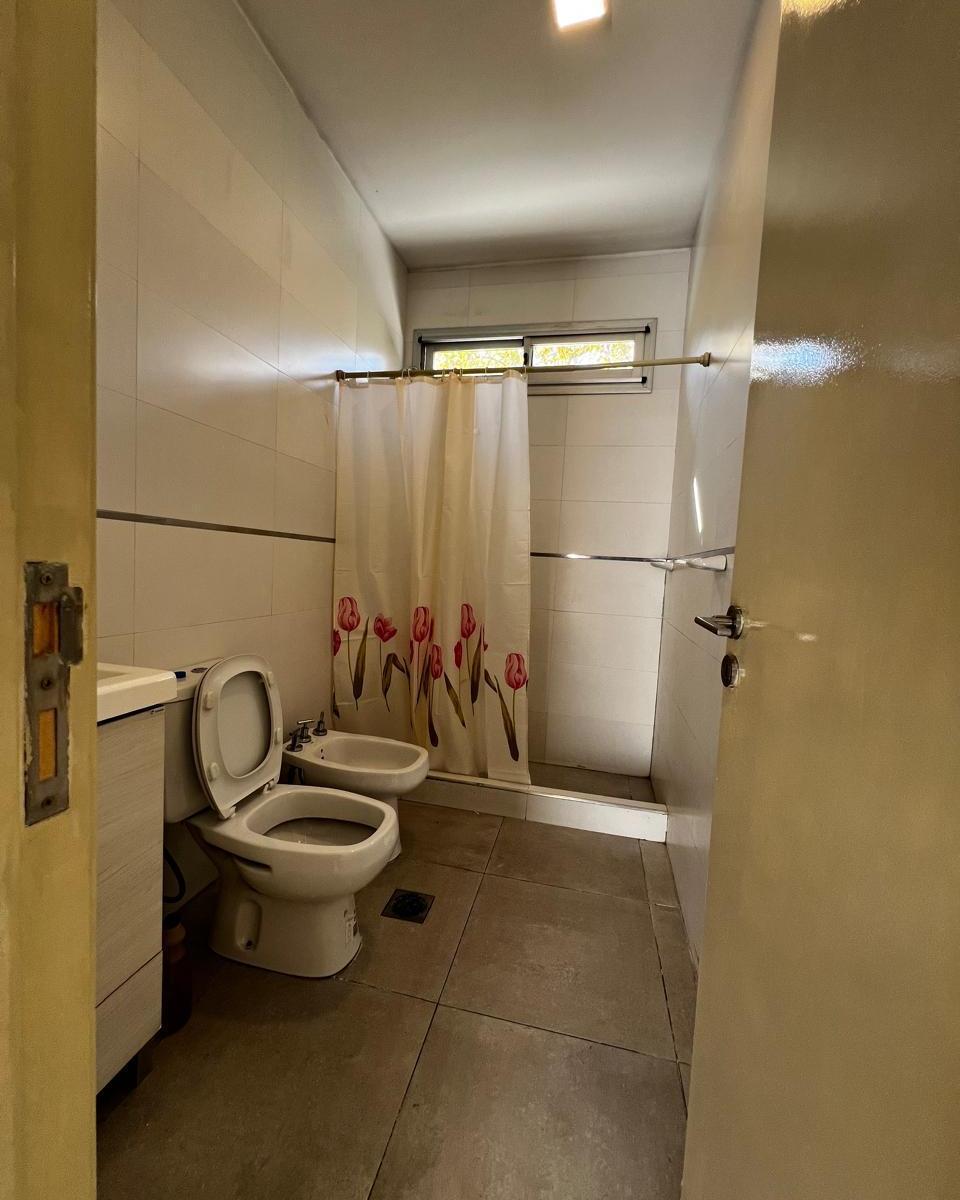 Vendo Complejo de Departamentos en Ciudad 5
