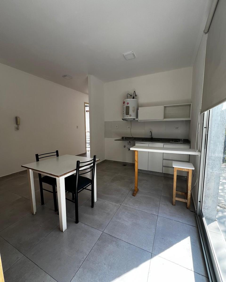 Vendo Complejo de Departamentos en Ciudad 2