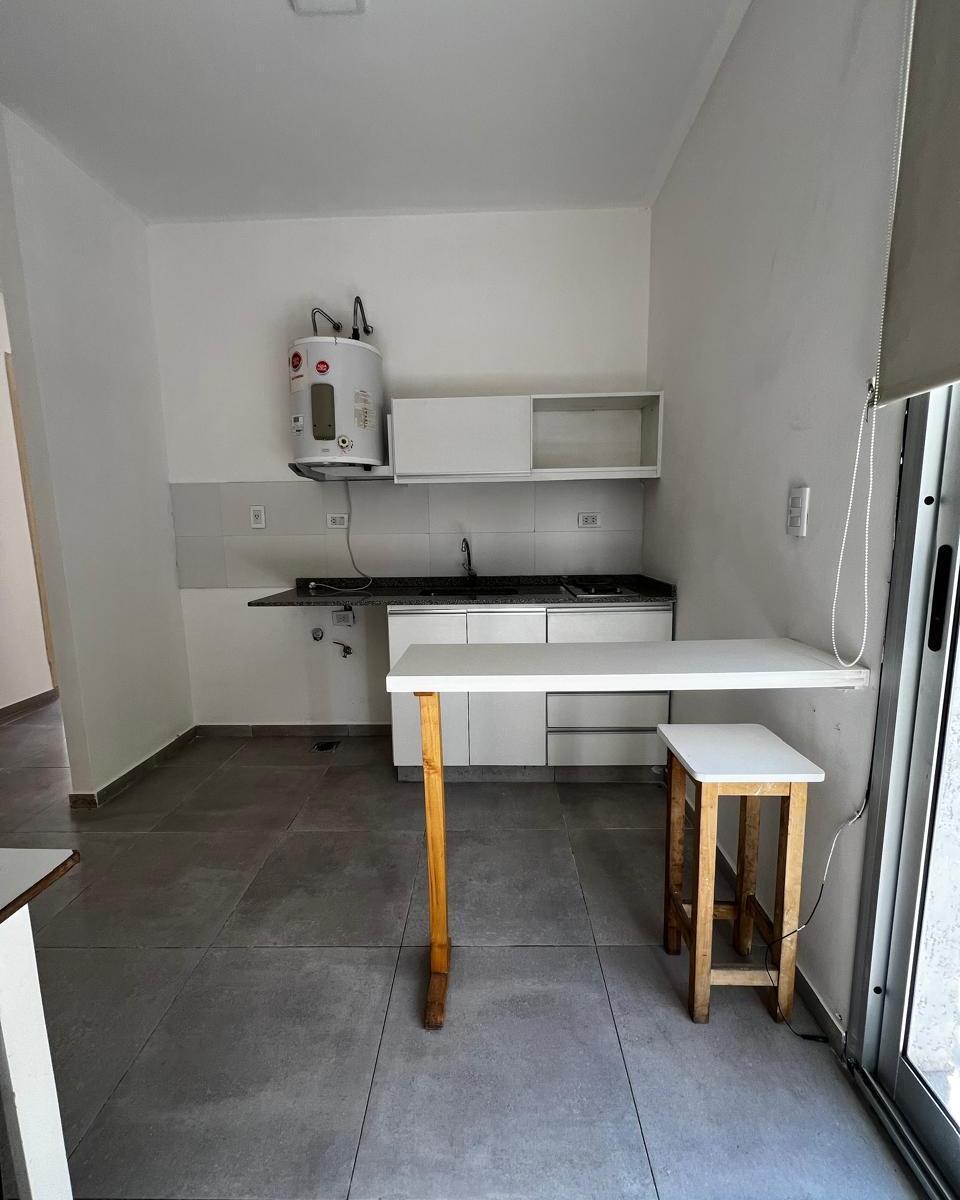 Vendo Complejo de Departamentos en Ciudad 4