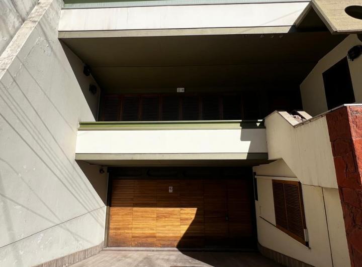 VENDO CASA AMPLIA EN EL BARRIO BOMBAL DE GODOY CRUZ 3