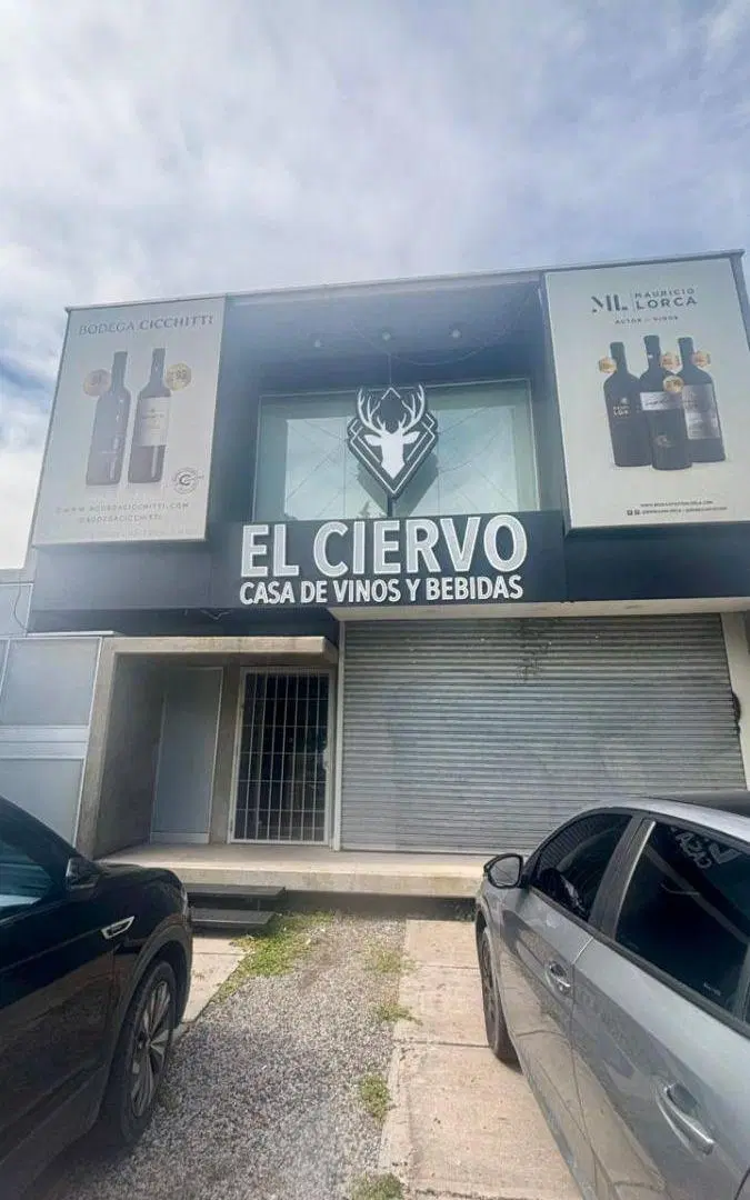 ALQUILAMOS LOCAL COMERCIAL FRENTE A PALMARES 2